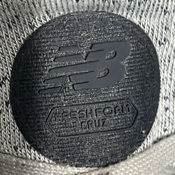 🔥🔥 New Balance Women's Fresh Foam Cruz V1 Sneaker Running Shoes- Sz 8.5 - EUC - Picture 6 of 11